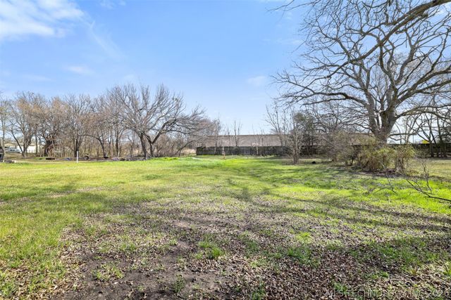 110 N Brackett, Bokchito, OK 74726