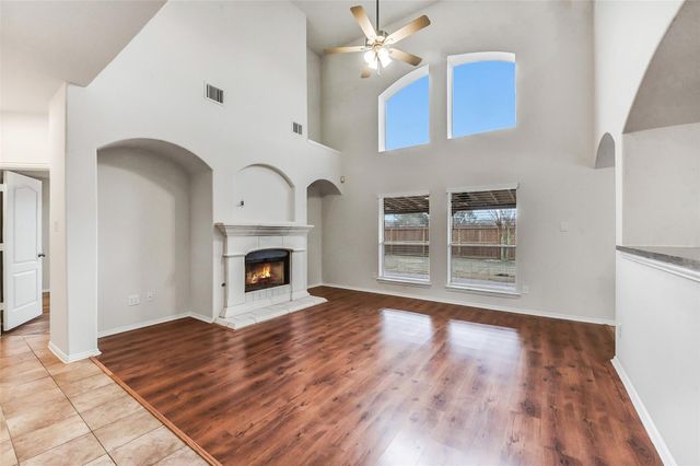 522 Cedar Point Drive, League City, TX 77573