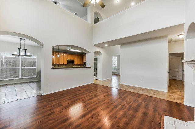 522 Cedar Point Drive, League City, TX 77573