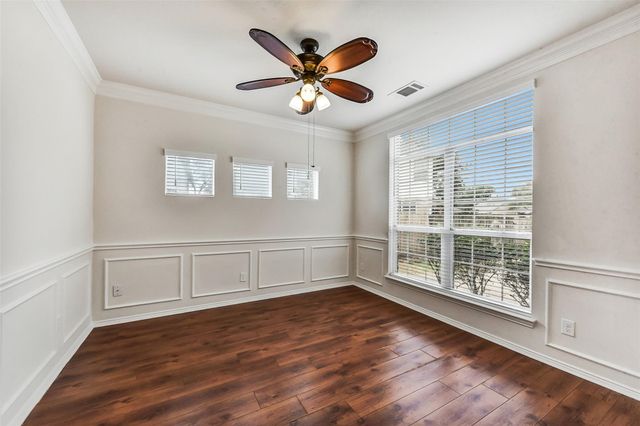 522 Cedar Point Drive, League City, TX 77573