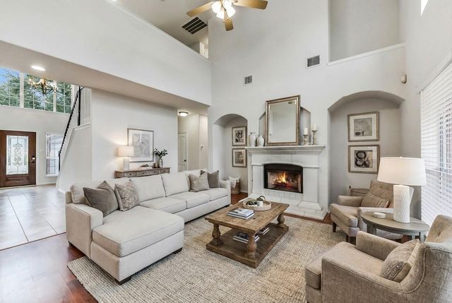 522 Cedar Point Drive, League City, TX 77573