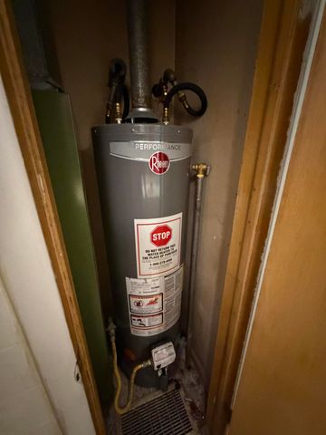 1112 E Dale Street, Springfield, MO 65803