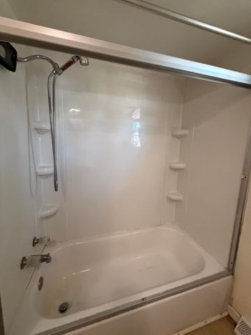 1112 E Dale Street, Springfield, MO 65803