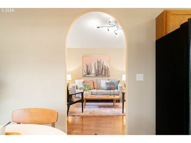 4843 Se 64TH Ave, Portland, OR 97206