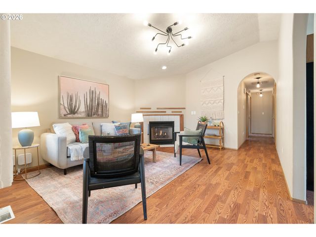 4843 Se 64TH Ave, Portland, OR 97206