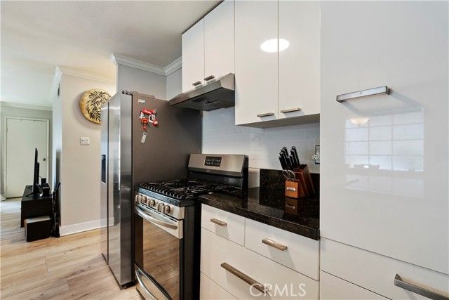 28759 Conejo View, Agoura Hills, CA 91301