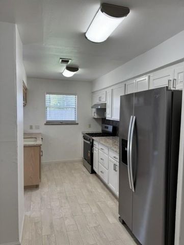 5607 Viking Drive, Houston, TX 77092