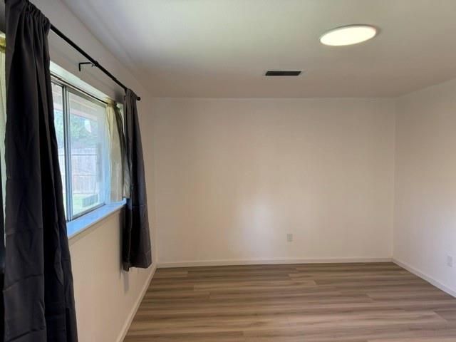 5607 Viking Drive, Houston, TX 77092