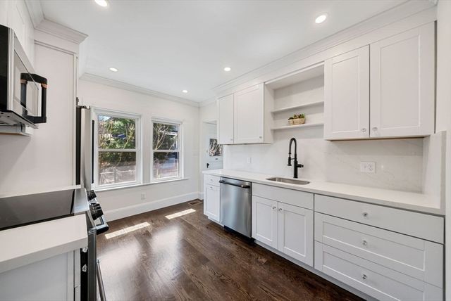 55 Bridges Avenue, Newton, MA 02460