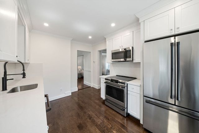 55 Bridges Avenue, Newton, MA 02460