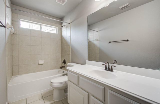 2512 Eagle Post Drive, Conroe, TX 77304