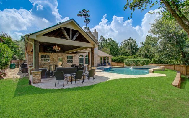2512 Eagle Post Drive, Conroe, TX 77304