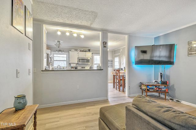 788 Meadow View Road, Bristol, TN 37620