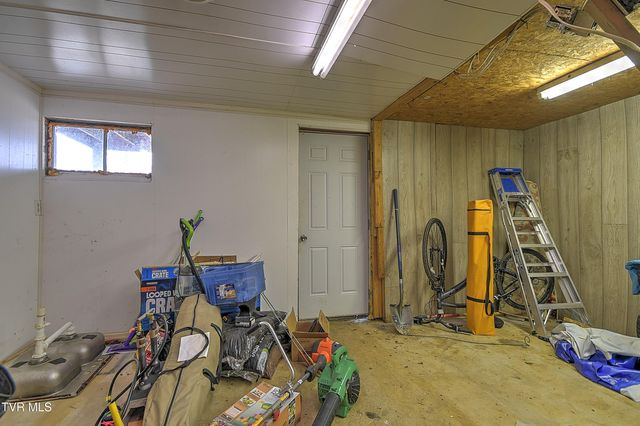 788 Meadow View Road, Bristol, TN 37620