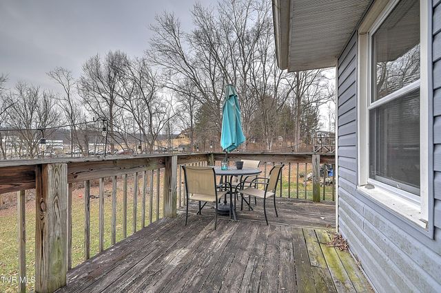 788 Meadow View Road, Bristol, TN 37620
