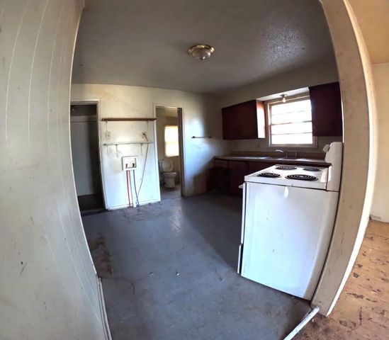 1611 W Atlantic Street, Springfield, MO 65803