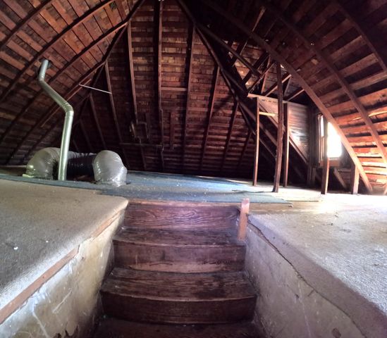 1611 W Atlantic Street, Springfield, MO 65803