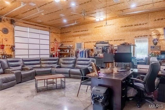 2 Whitetail Ridge Road, Eolia, MO 63344