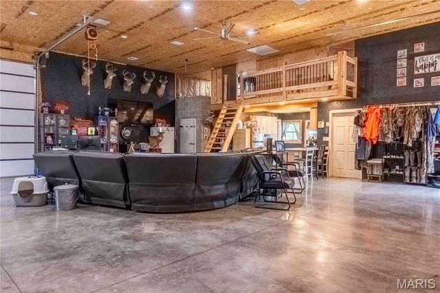 2 Whitetail Ridge Road, Eolia, MO 63344