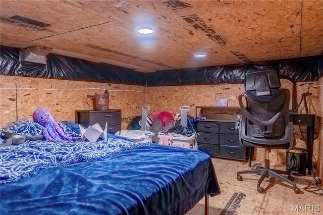 2 Whitetail Ridge Road, Eolia, MO 63344