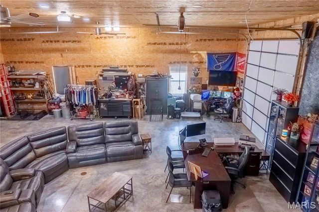 2 Whitetail Ridge Road, Eolia, MO 63344