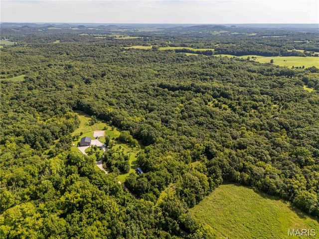 2 Whitetail Ridge Road, Eolia, MO 63344