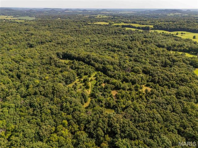 2 Whitetail Ridge Road, Eolia, MO 63344