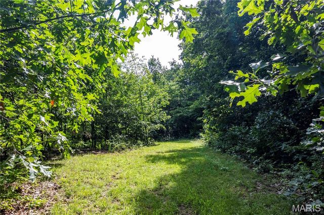 2 Whitetail Ridge Road, Eolia, MO 63344