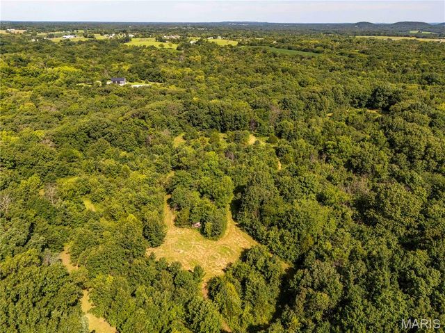 2 Whitetail Ridge Road, Eolia, MO 63344