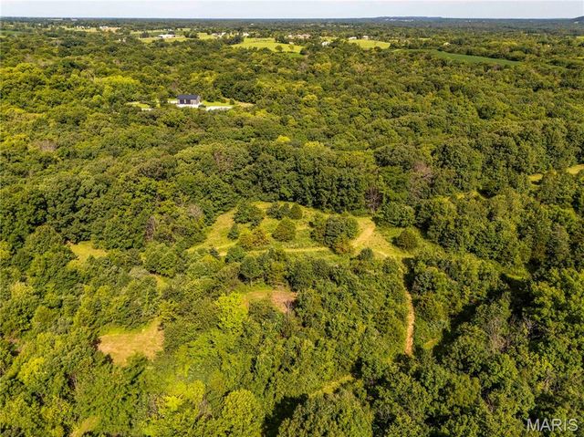 2 Whitetail Ridge Road, Eolia, MO 63344