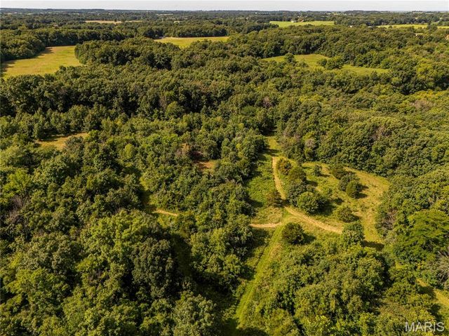 2 Whitetail Ridge Road, Eolia, MO 63344