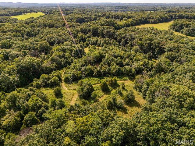 2 Whitetail Ridge Road, Eolia, MO 63344