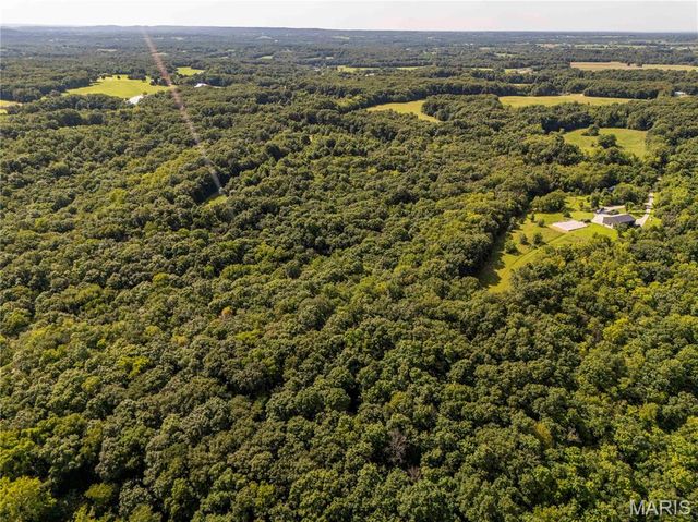 2 Whitetail Ridge Road, Eolia, MO 63344