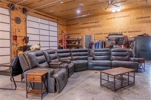 2 Whitetail Ridge Road, Eolia, MO 63344