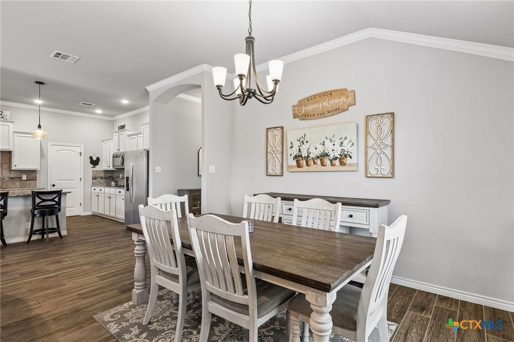 Image 17 of property listing at 3317 James Ridge Drive, Belton, TX 76513
