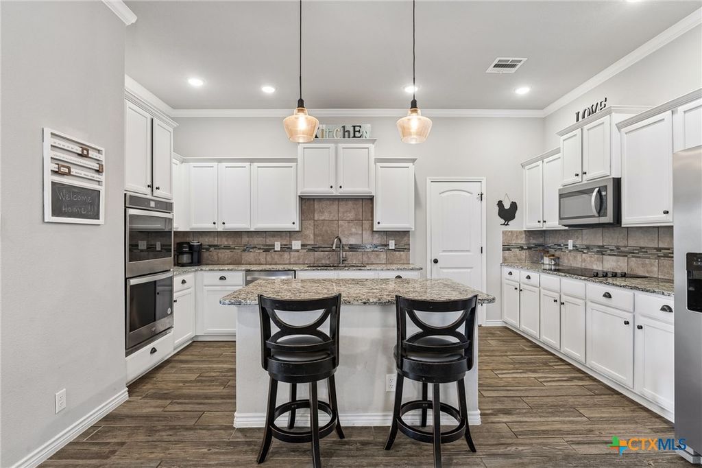 Image 21 of property listing at 3317 James Ridge Drive, Belton, TX 76513