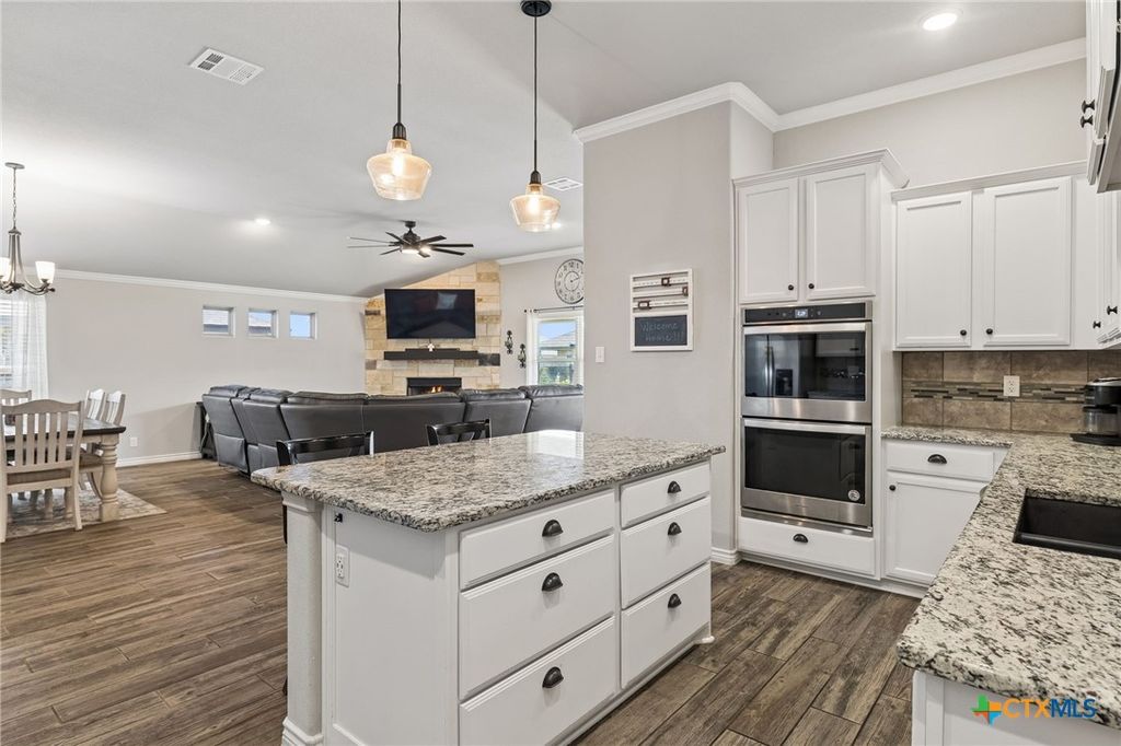 Image 23 of property listing at 3317 James Ridge Drive, Belton, TX 76513