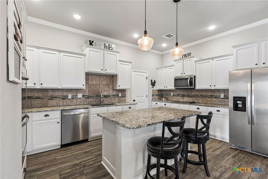 Image 26 of property listing at 3317 James Ridge Drive, Belton, TX 76513