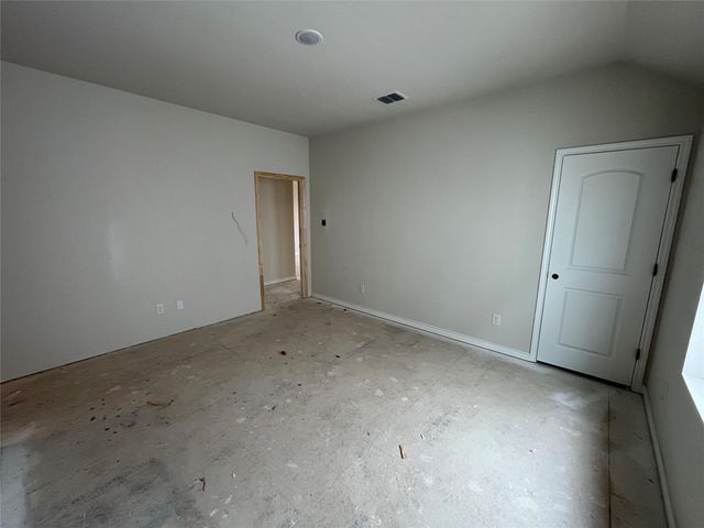 137 Clover BND, Liberty Hill, TX 78642