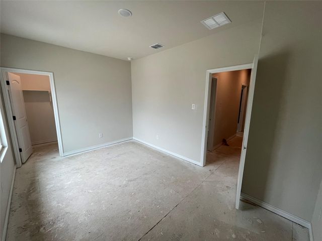 137 Clover BND, Liberty Hill, TX 78642