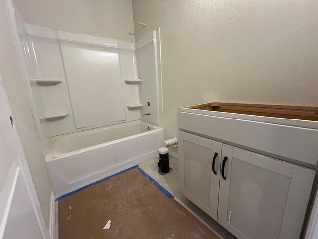 137 Clover BND, Liberty Hill, TX 78642