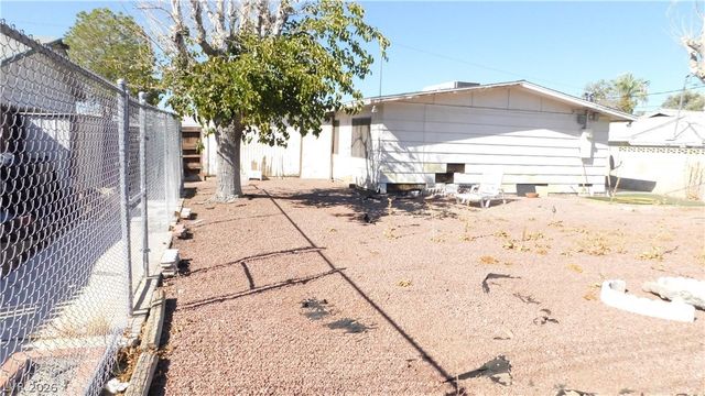 6541 Casada Way, Las Vegas, NV 89107