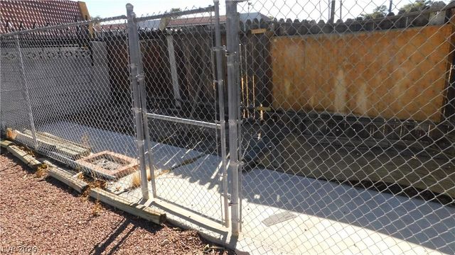 6541 Casada Way, Las Vegas, NV 89107