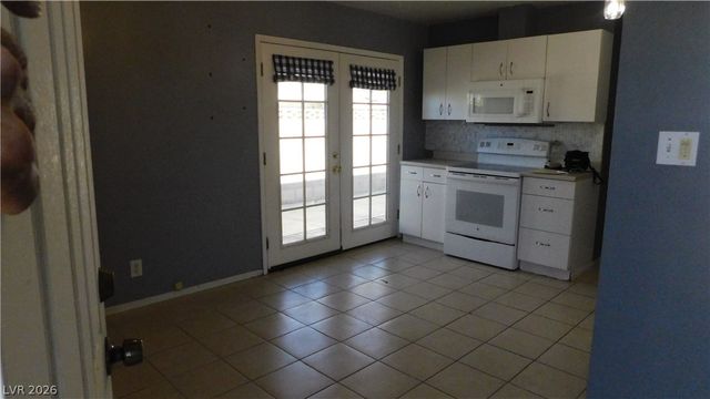 6541 Casada Way, Las Vegas, NV 89107