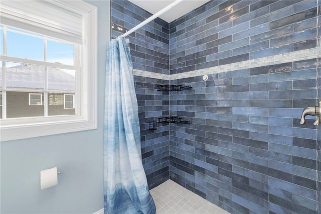 136 Cobble Hill Road, Lincoln, RI 02865