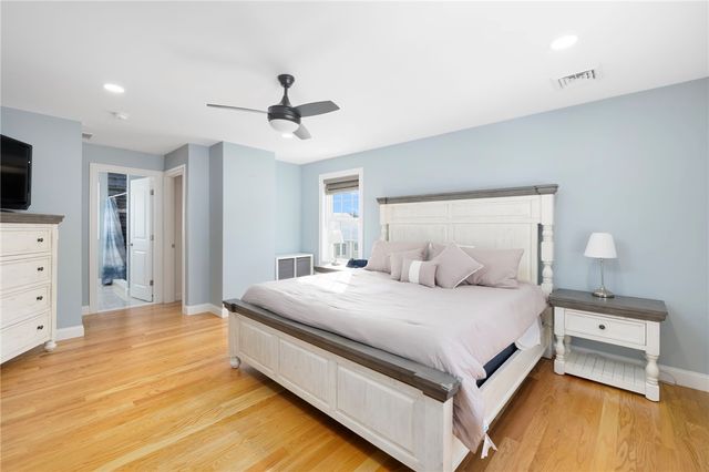 136 Cobble Hill Road, Lincoln, RI 02865