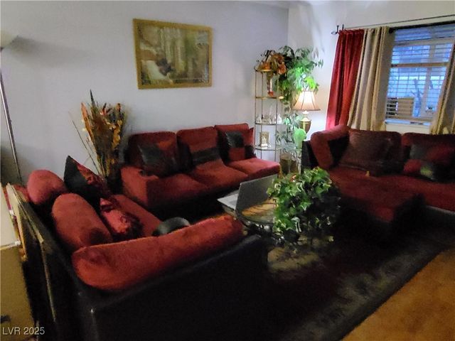 2120 Willowbury Drive C, Las Vegas, NV 89108