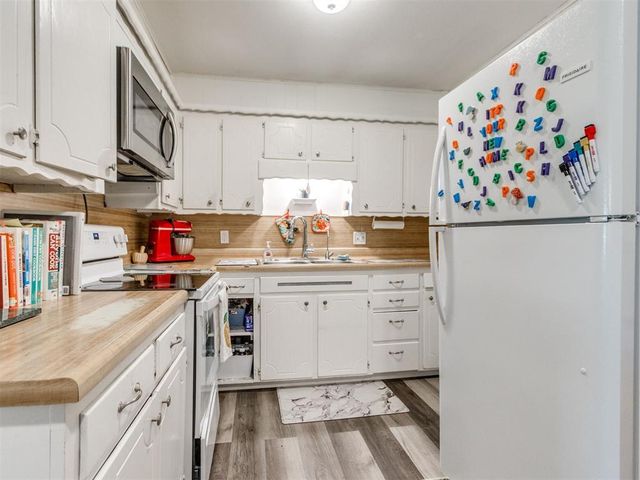 3325 S Independence Avenue, Oklahoma City, OK 73119