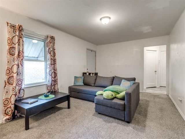 3325 S Independence Avenue, Oklahoma City, OK 73119