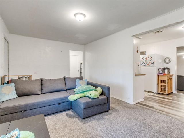 3325 S Independence Avenue, Oklahoma City, OK 73119